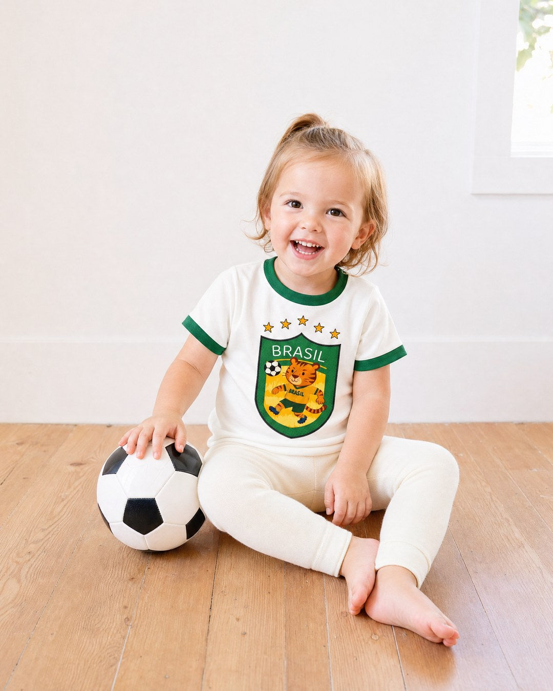 Brasil tiger soccer tee on child model